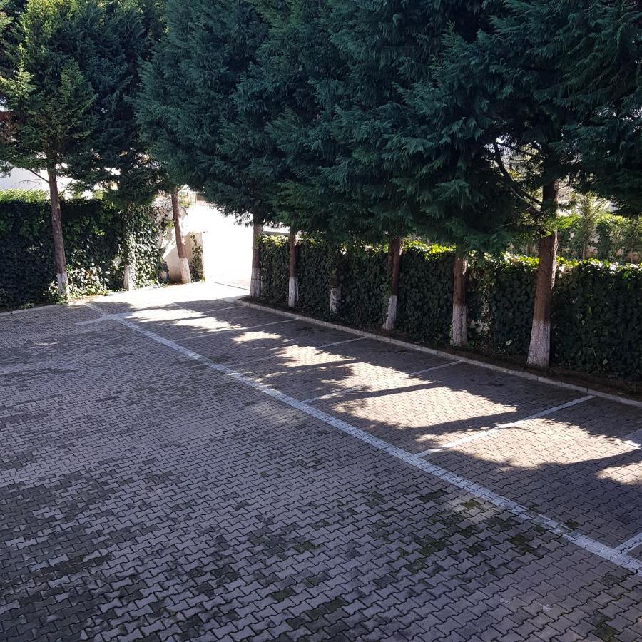 Hotel Erandi Rinas Exterior foto